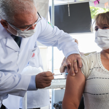 Mais de 90 milhões já tomaram a primeira dose da vacina covid-19