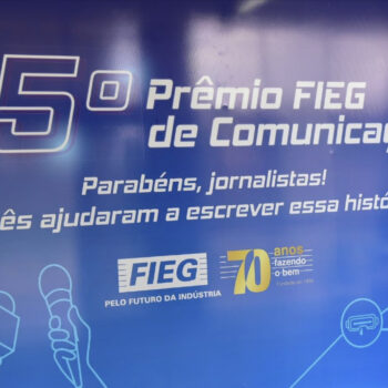 Fieg celebra 70 anos e premia jornalistas goianos