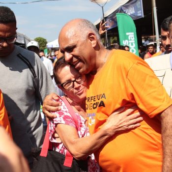 Rogério Cruz abre Caravana do Bem - Prefeitura que Cuida, e afirma que melhores momentos são "quando vou às ruas, ouvir as pessoas"