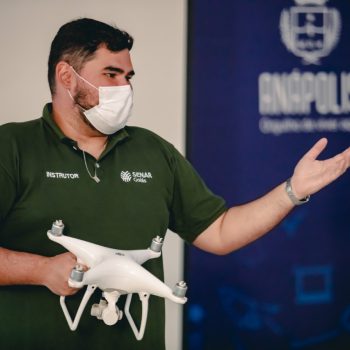 Ceitec sedia curso de pilotagem de drone até sábado, 11, em Anápolis  