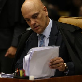 Ministro Alexandre de Moraes toma posse como presidente do TSE 